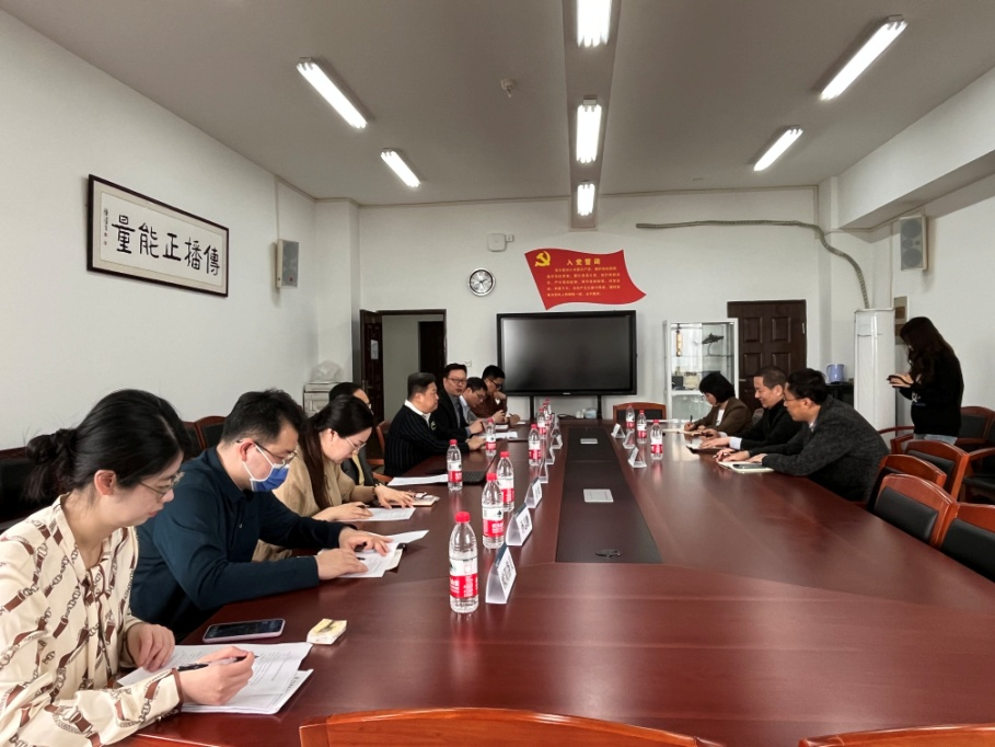 问鼎娱乐
