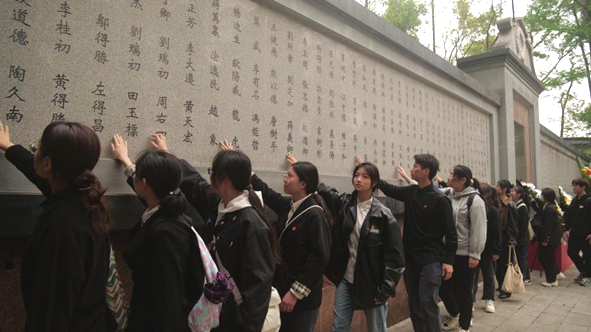 问鼎娱乐