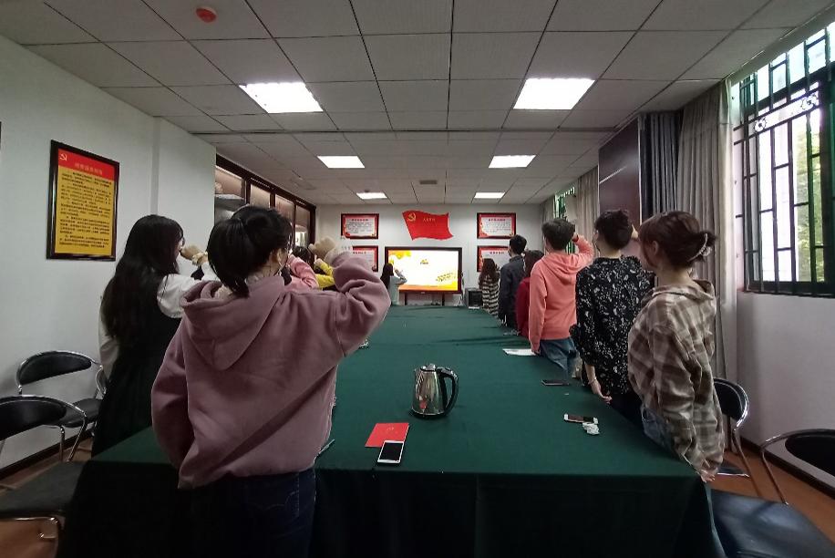 问鼎娱乐