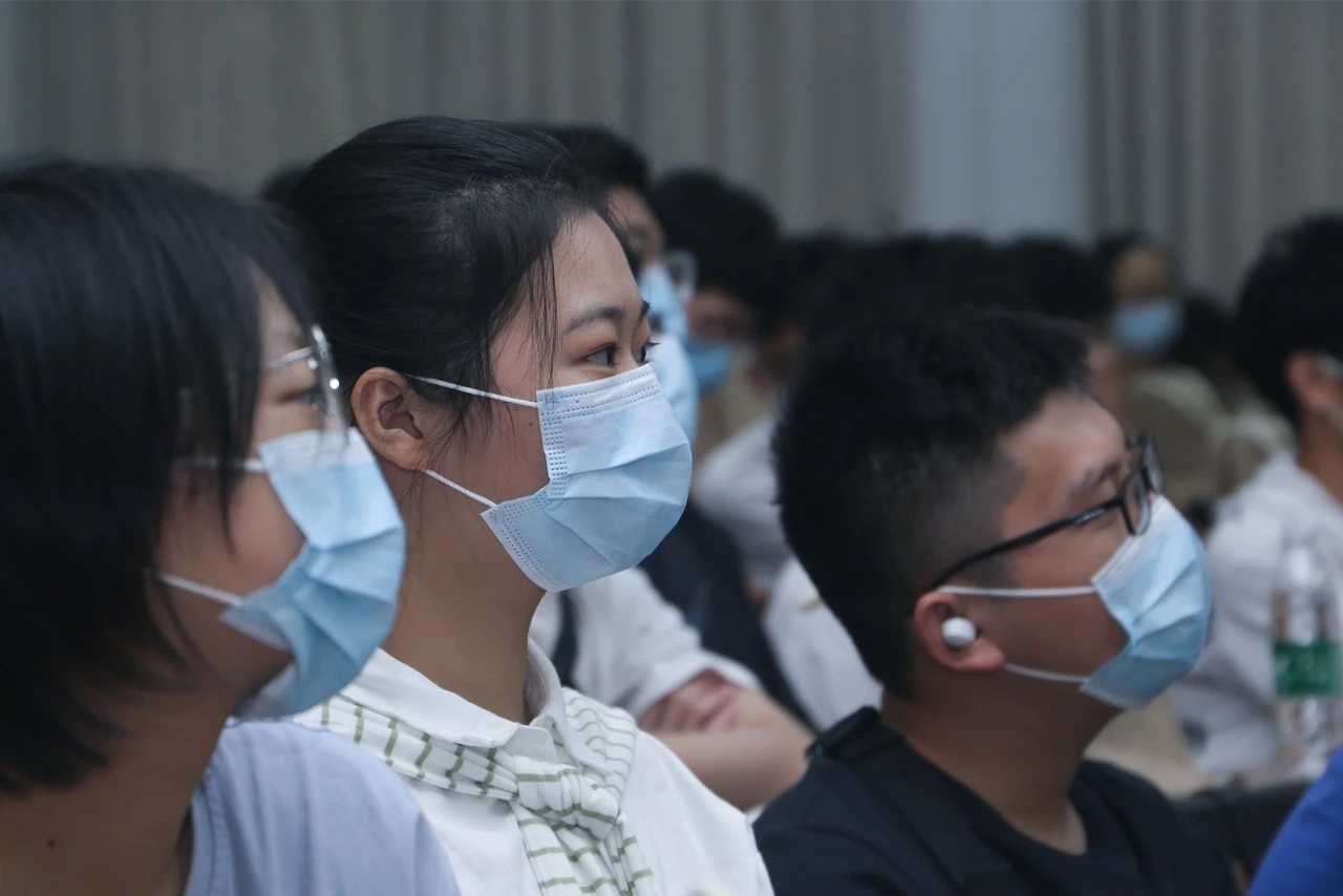 问鼎娱乐