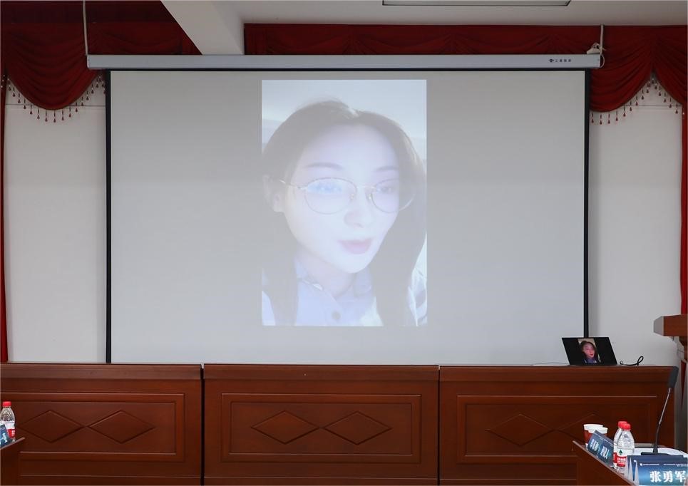 问鼎娱乐