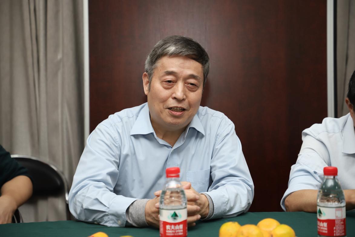 问鼎娱乐