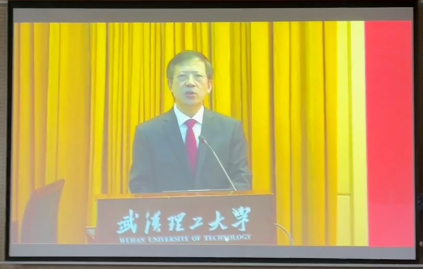 问鼎娱乐