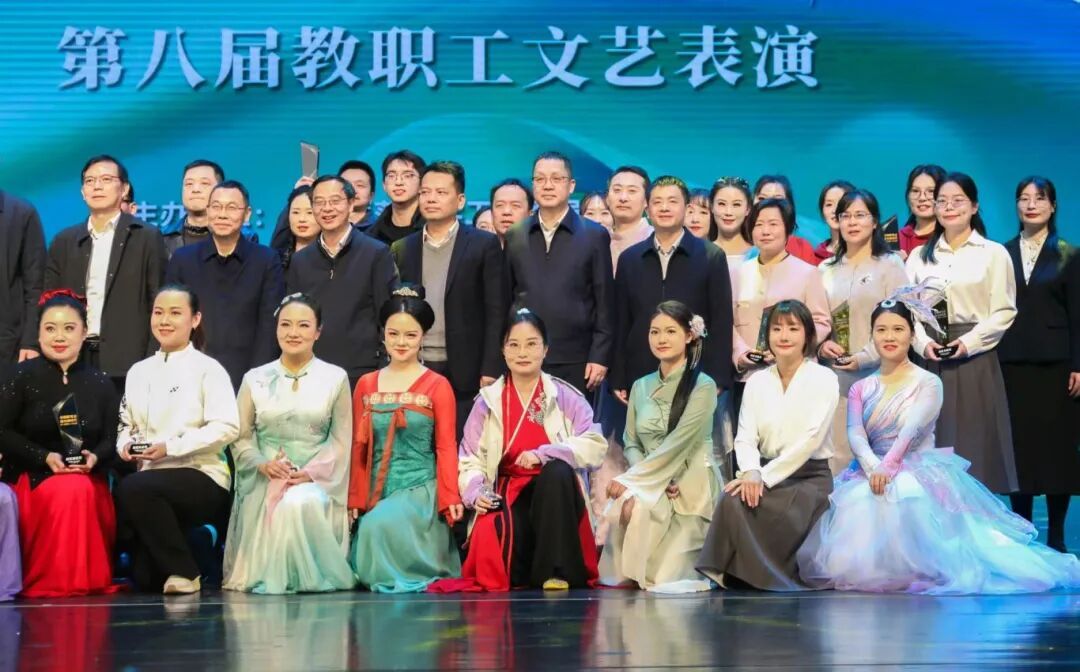 问鼎娱乐