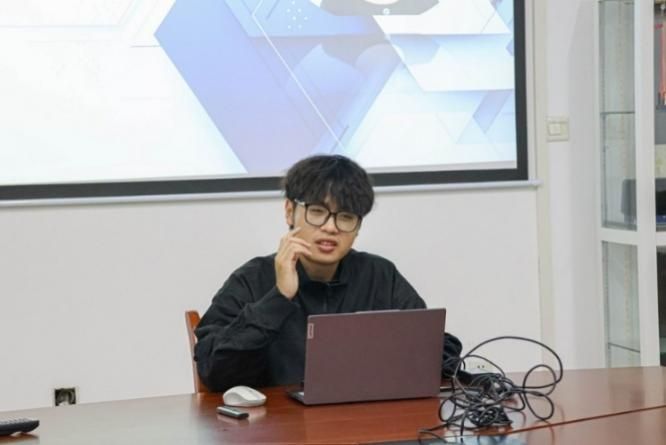 问鼎娱乐