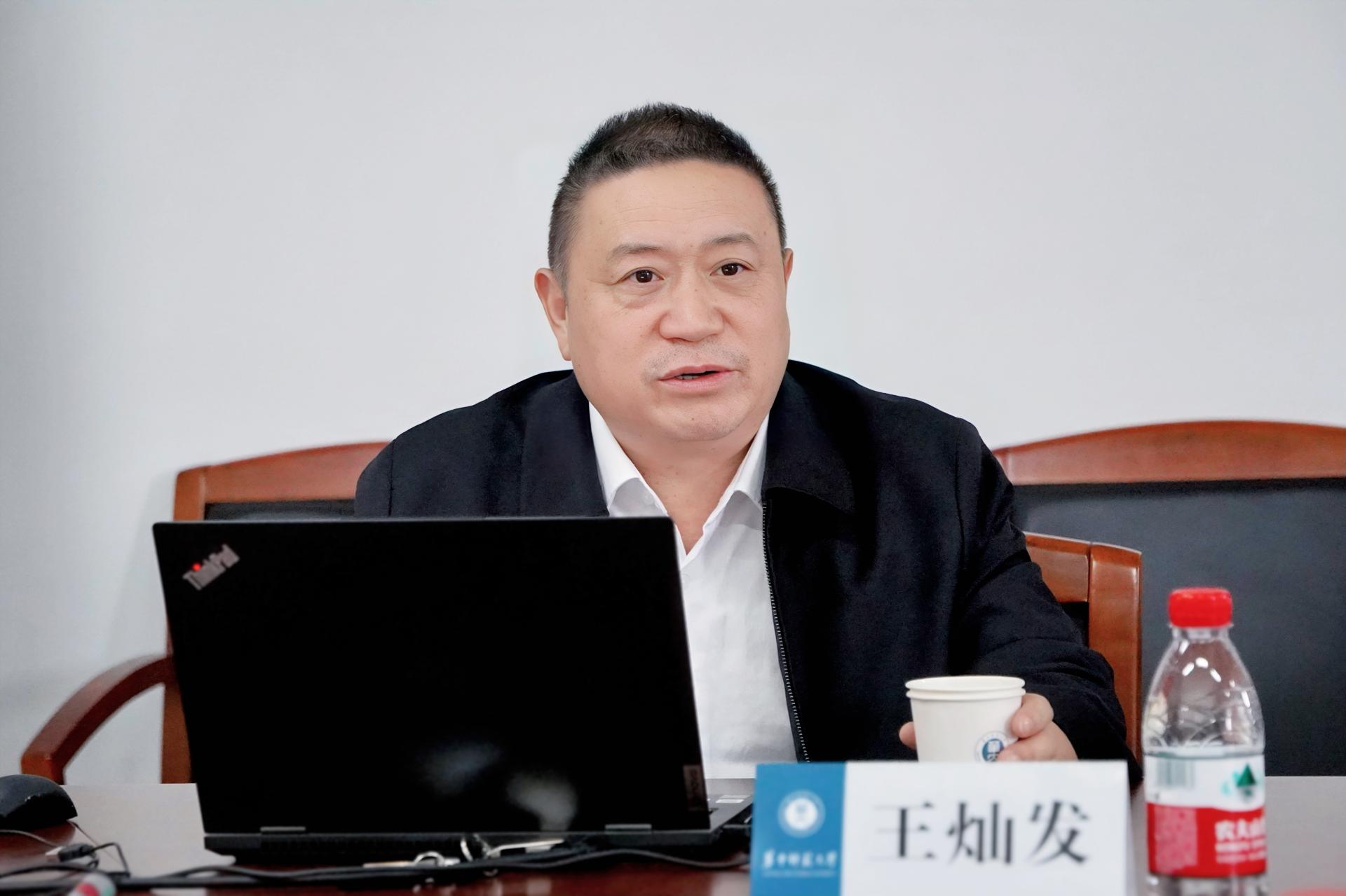 问鼎娱乐