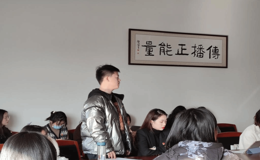问鼎娱乐