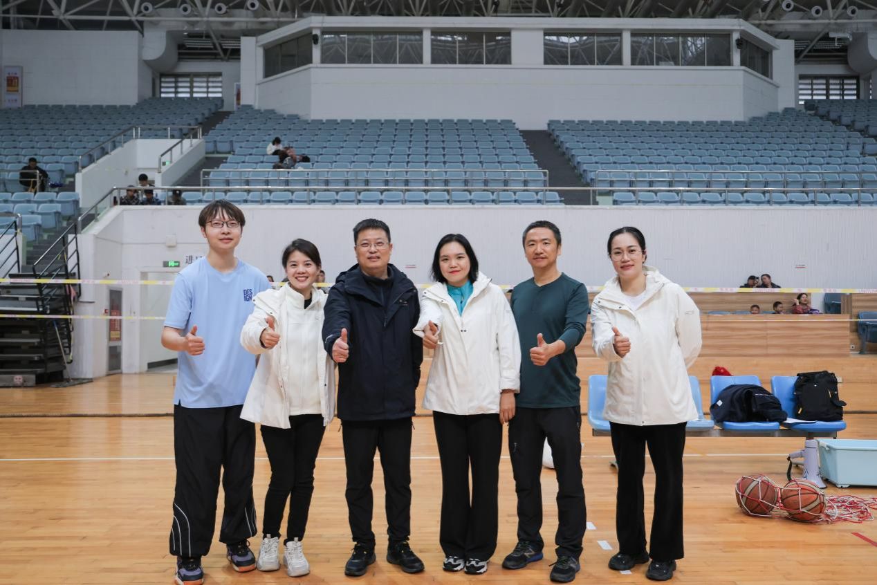 问鼎娱乐
