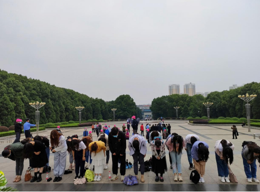 问鼎娱乐