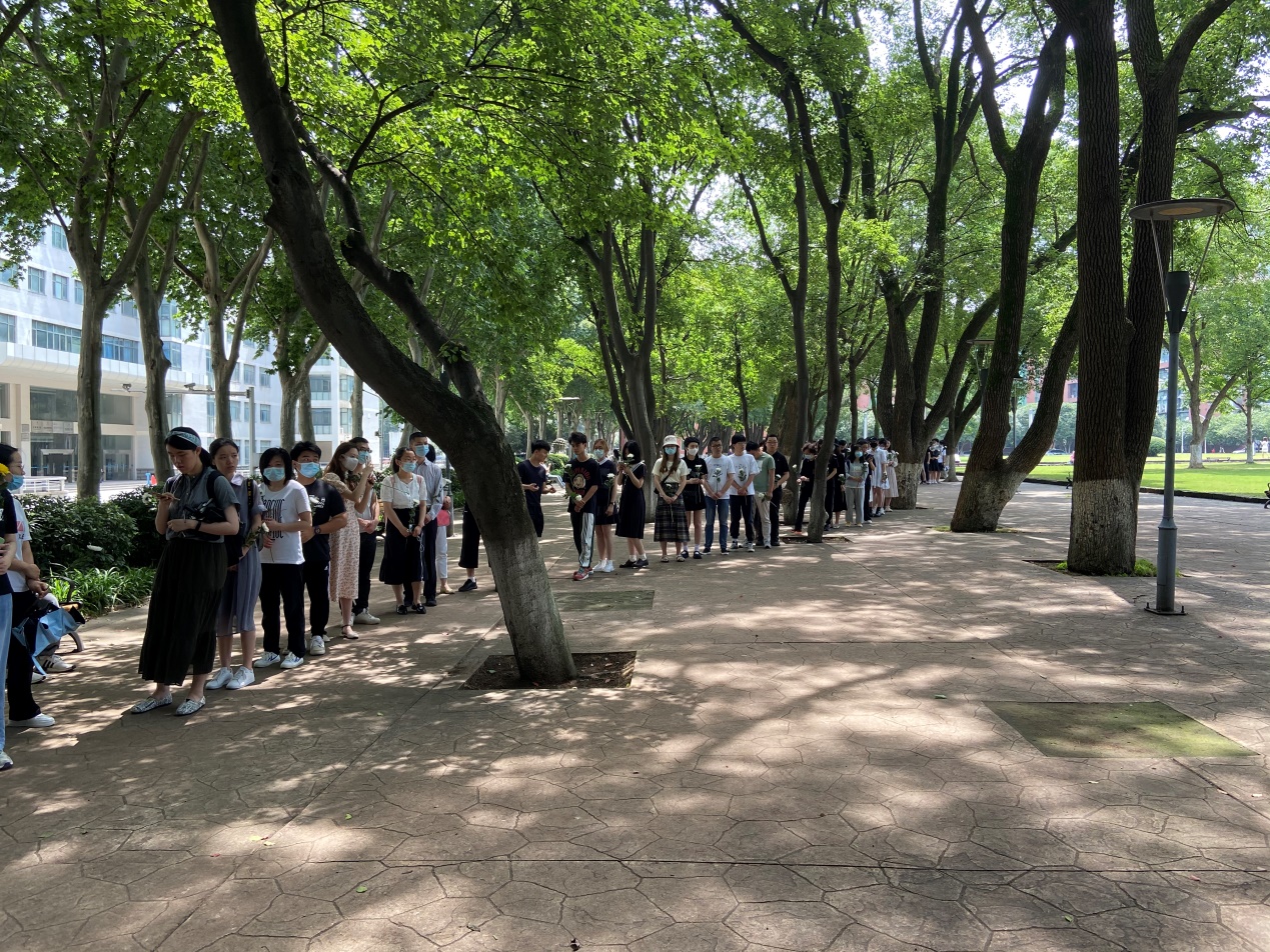 问鼎娱乐