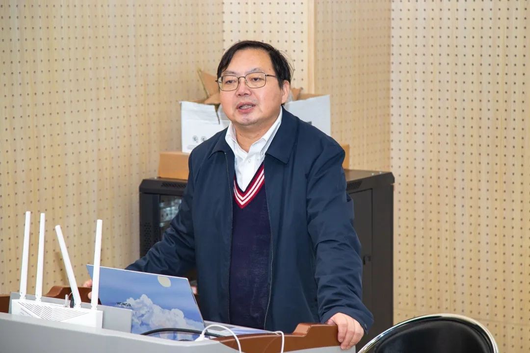 问鼎娱乐
